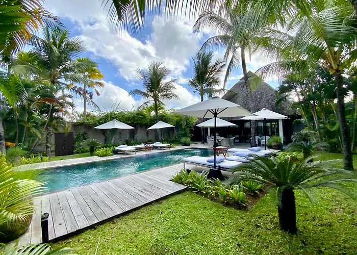 Samuan Villa *
